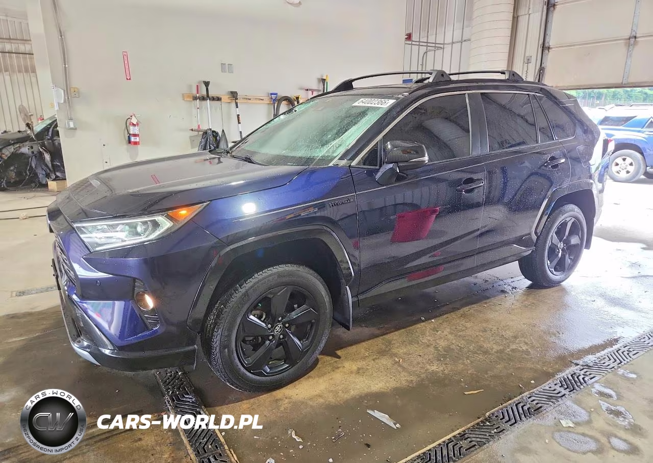 2020 Toyota Rav4 Xse – zdjęcie 1 z 13