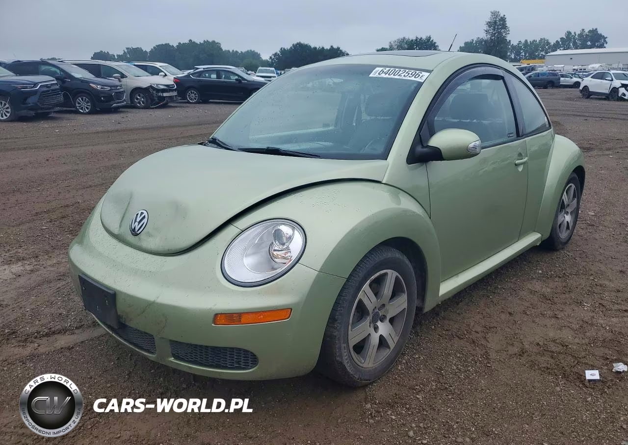 2006 Volkswagen New Beetle 2.5L Option Package 1