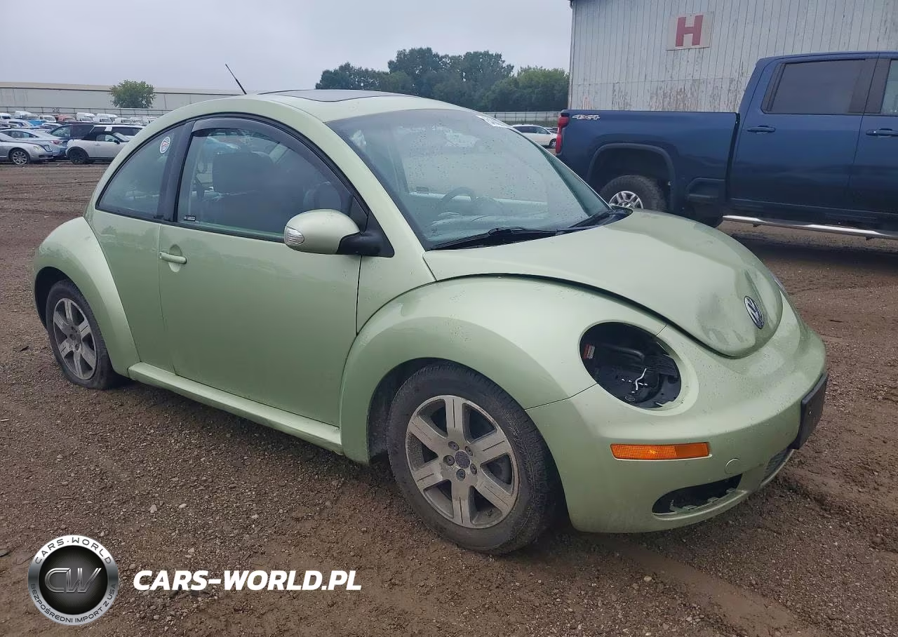 2006 Volkswagen New Beetle 2.5L Option Package 1 VIN:3VWRW31C76M415061 - 4