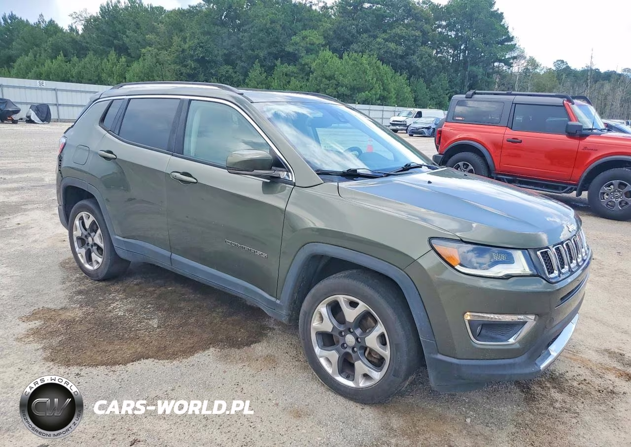 2017 Jeep Compass Limited VIN:3C4NJDCB6HT627680 - 4