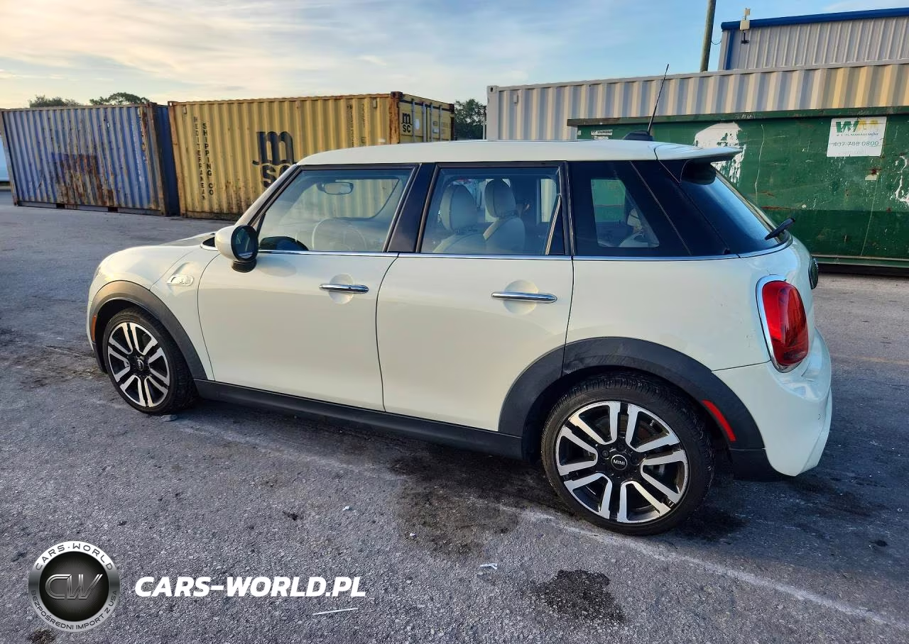 2021 Mini Cooper S VIN:WMWXU9C02M2P04629 - 2