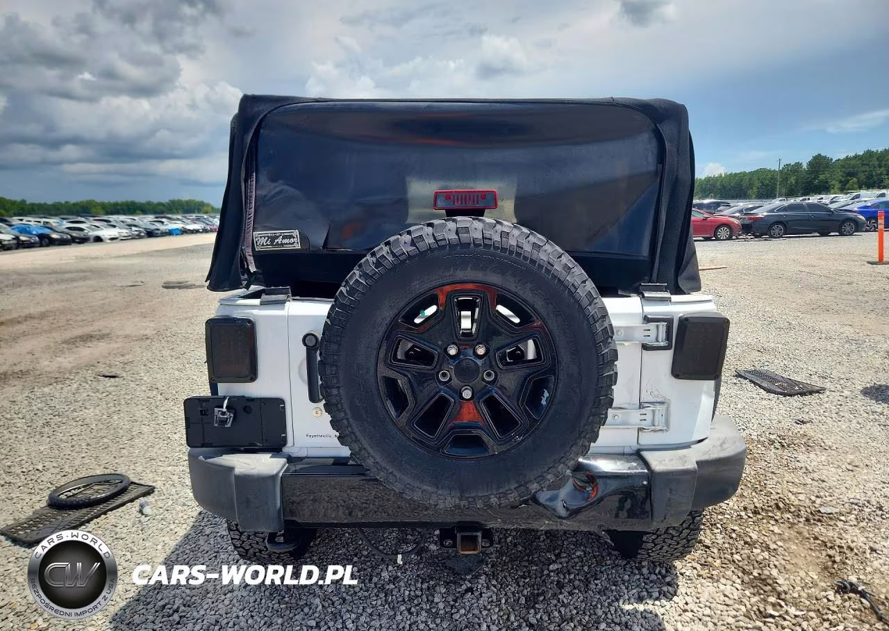 2016 Jeep Wrangler Sport VIN:1C4AJWAG7GL124727 - 6