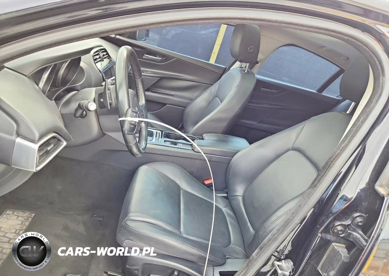 2017 Jaguar Xe Premium VIN:SAJAJ4BV6HA972484 - 7