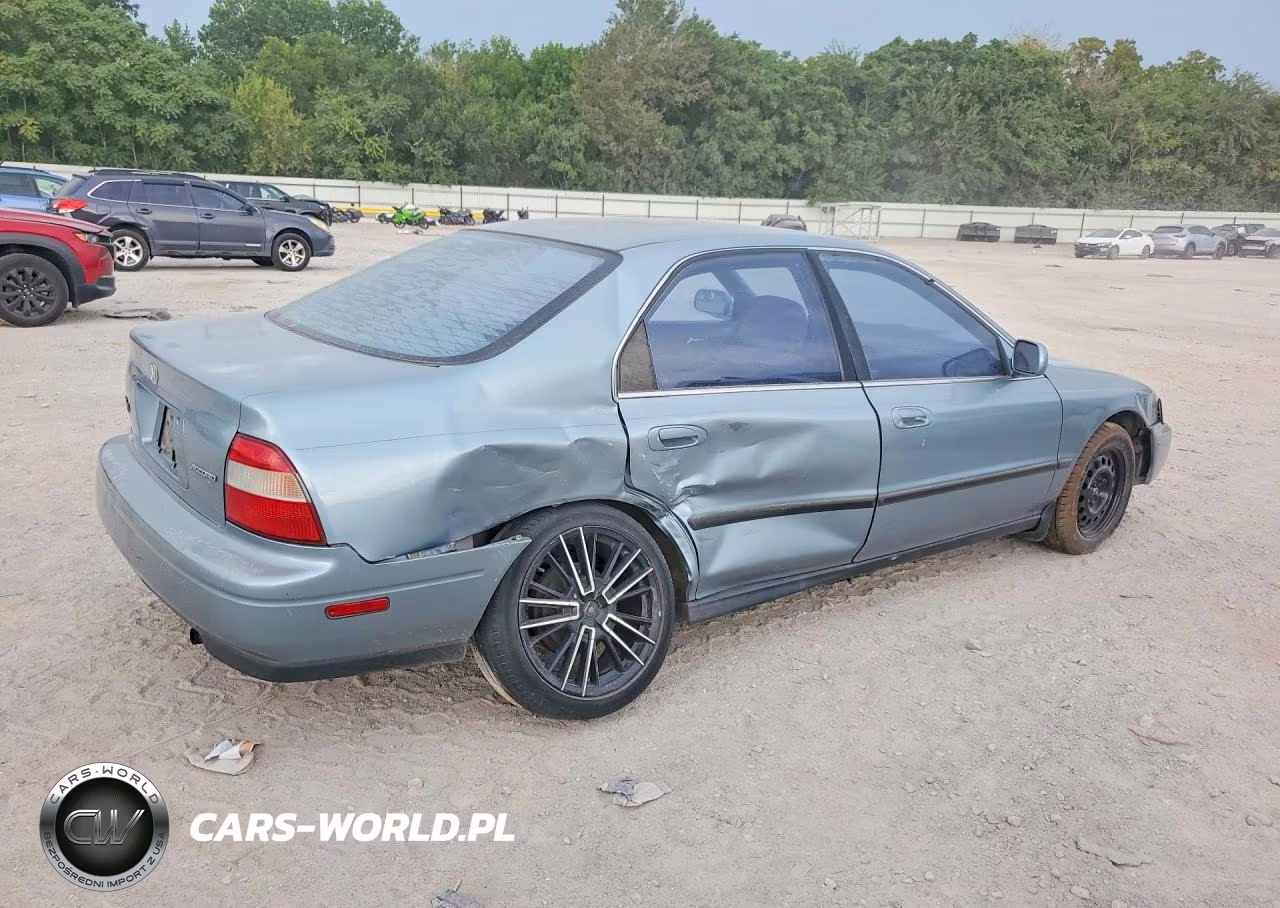1994 Honda Accord Lx VIN:1HGCD5630RA161831 - 3