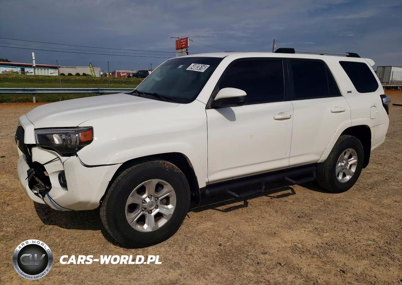 2022 Toyota 4Runner Sr5 – zdjęcie 1 z 13