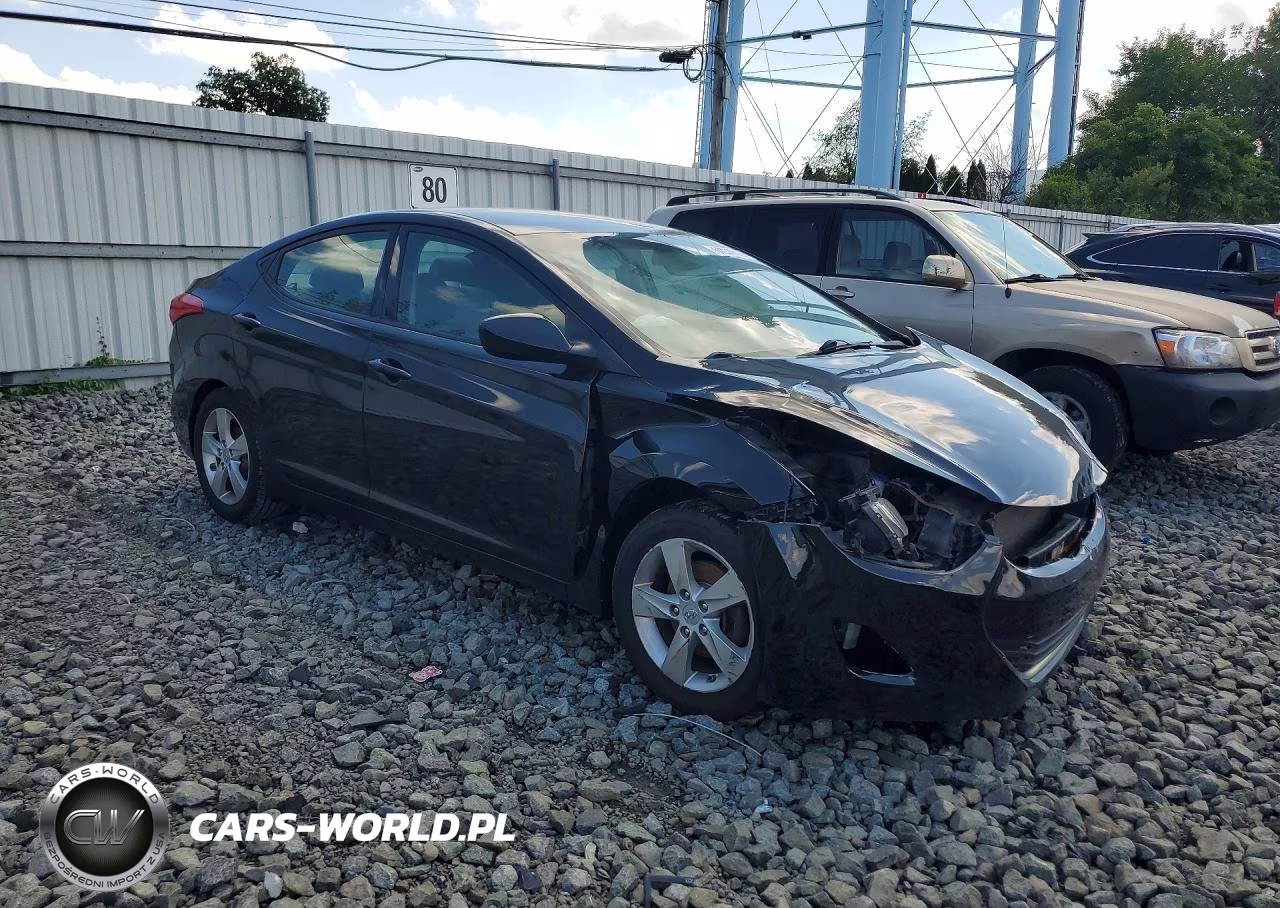 2013 Hyundai Elantra Gls VIN:KMHDH4AE9DU719320 - 4