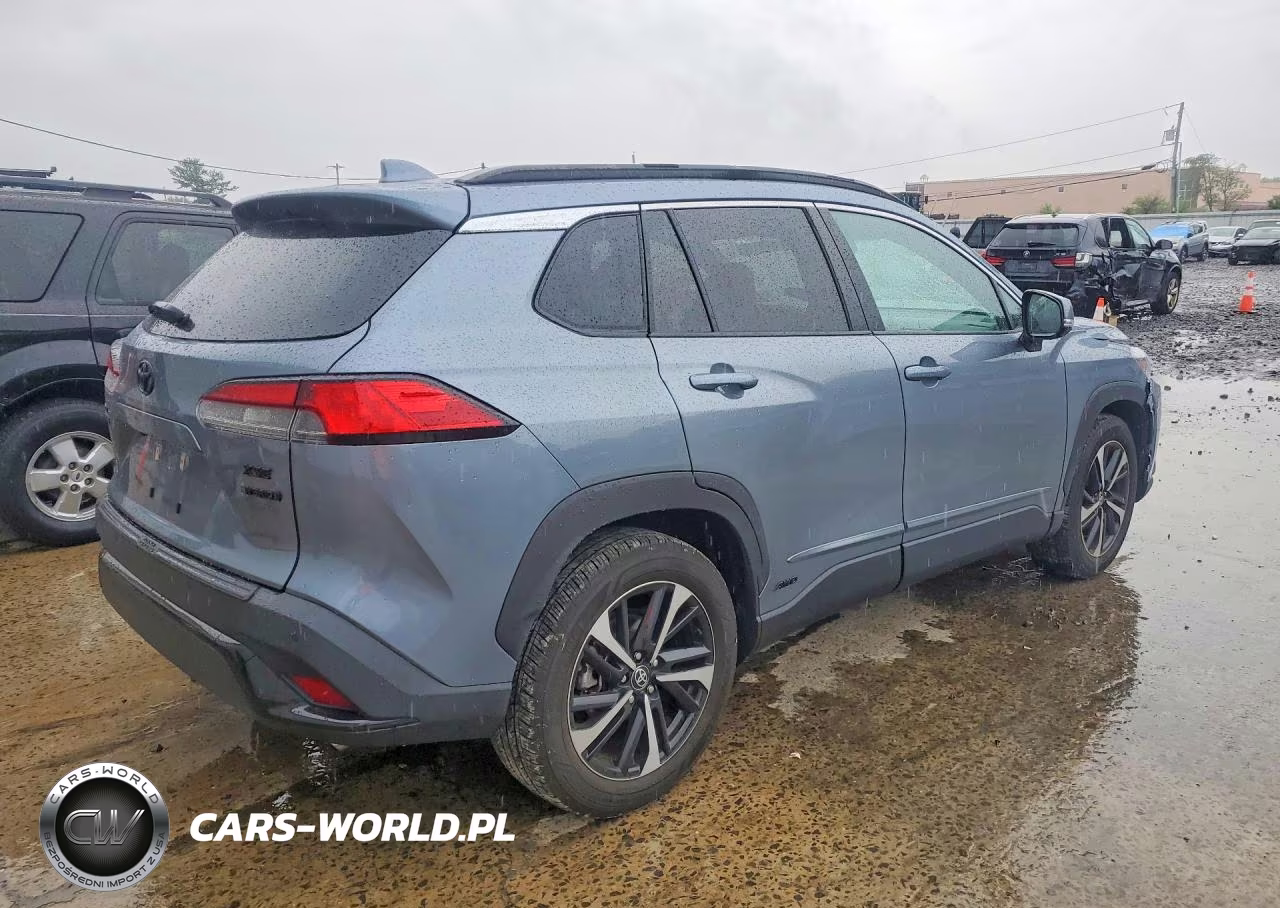 2023 Toyota Corolla Cross Hybrid Xse VIN:7MUFBABG2PV001832 - 3