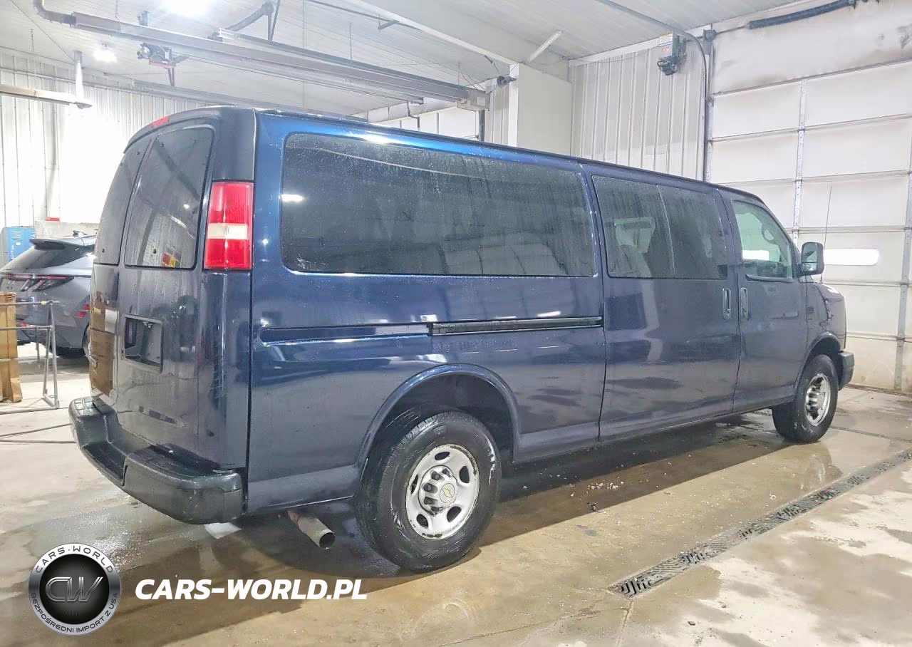 2011 Chevrolet Express G3500 Ls VIN:1GAZGZFG3B1159922 - 3