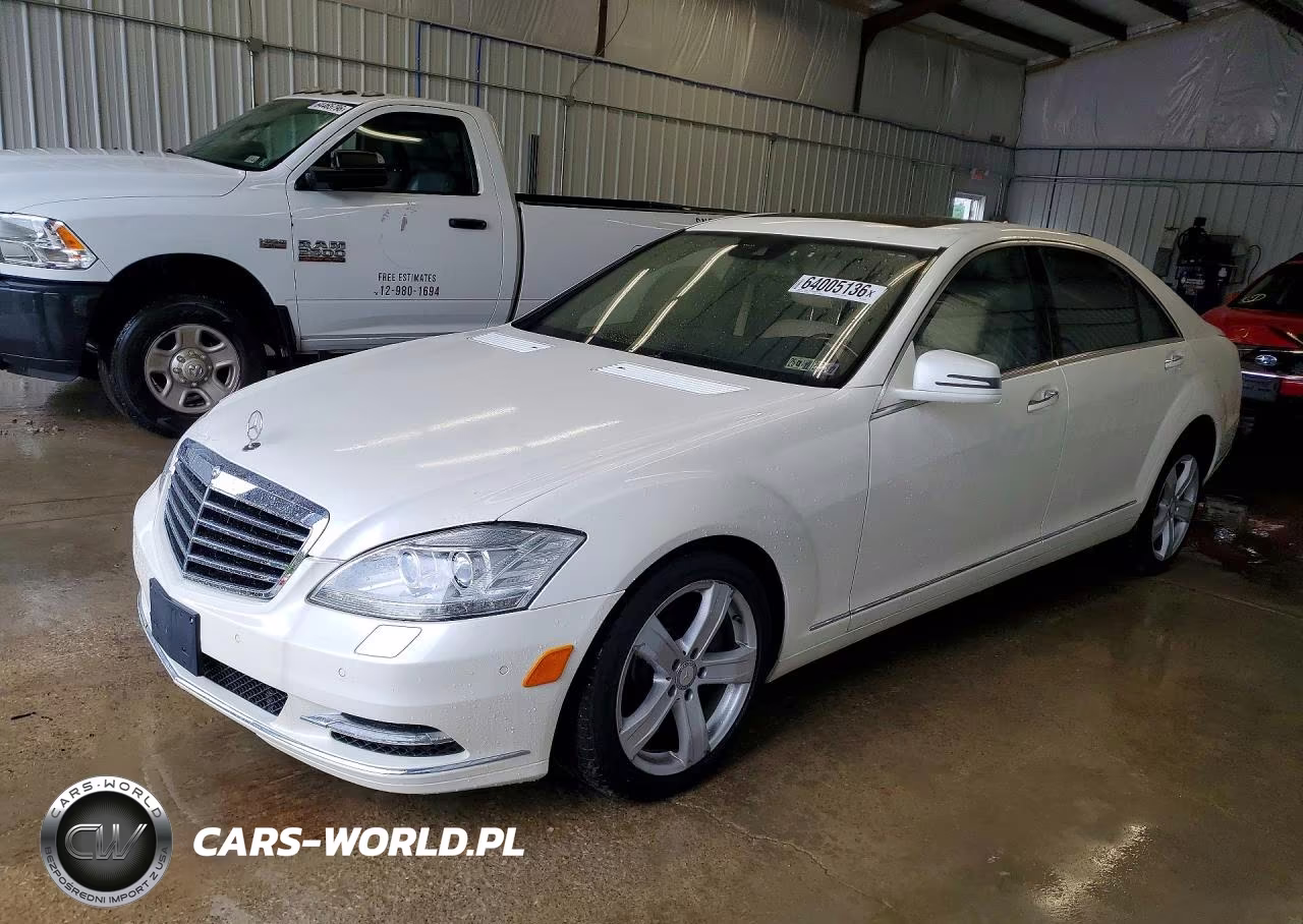 2013 Mercedes-Benz S 550 4Matic