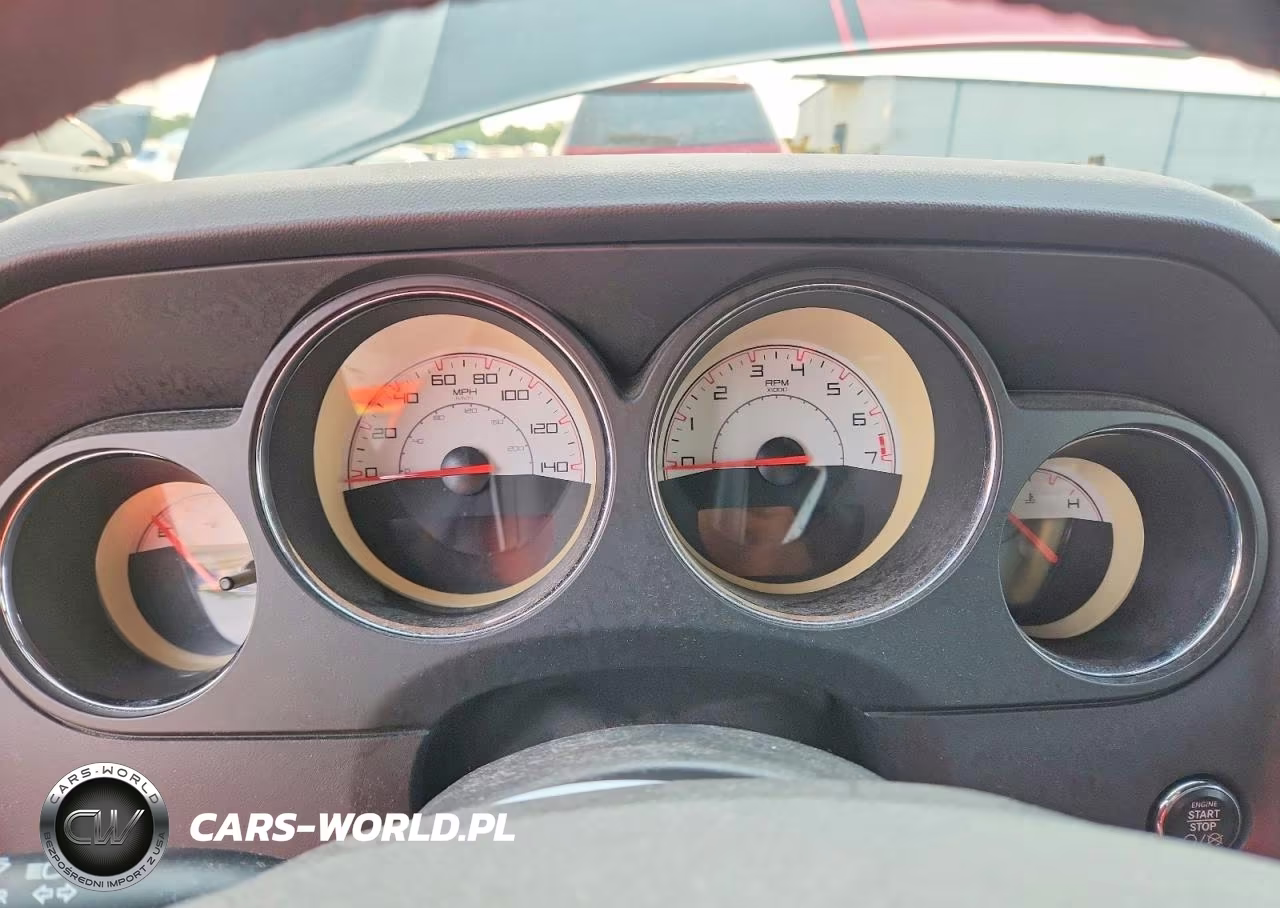 2014 Dodge Challenger Sxt VIN:2C3CDYAG6EH274385 - 9