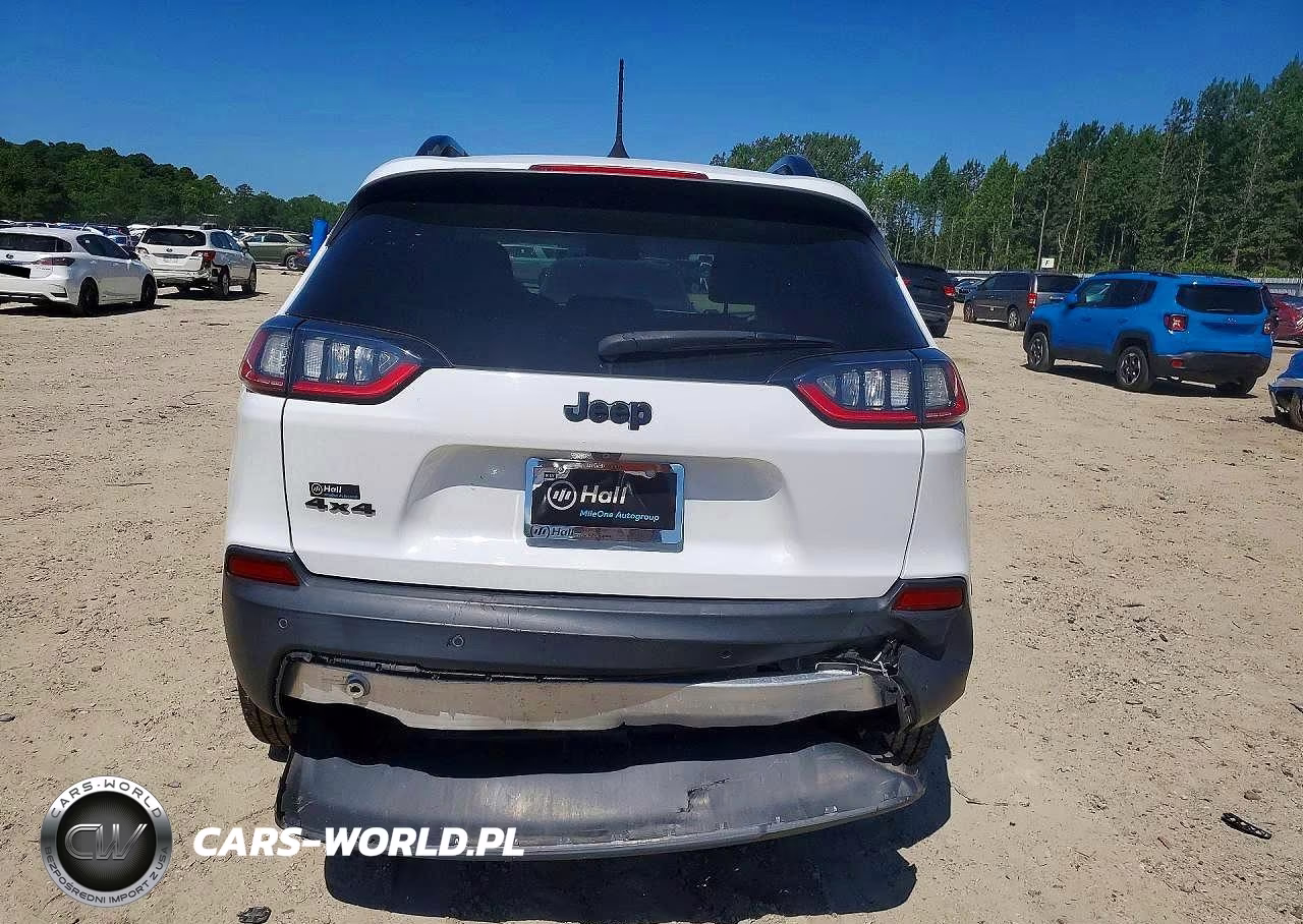 2019 Jeep Cherokee Latitude Plus VIN:1C4PJMLB0KD482335 - 6