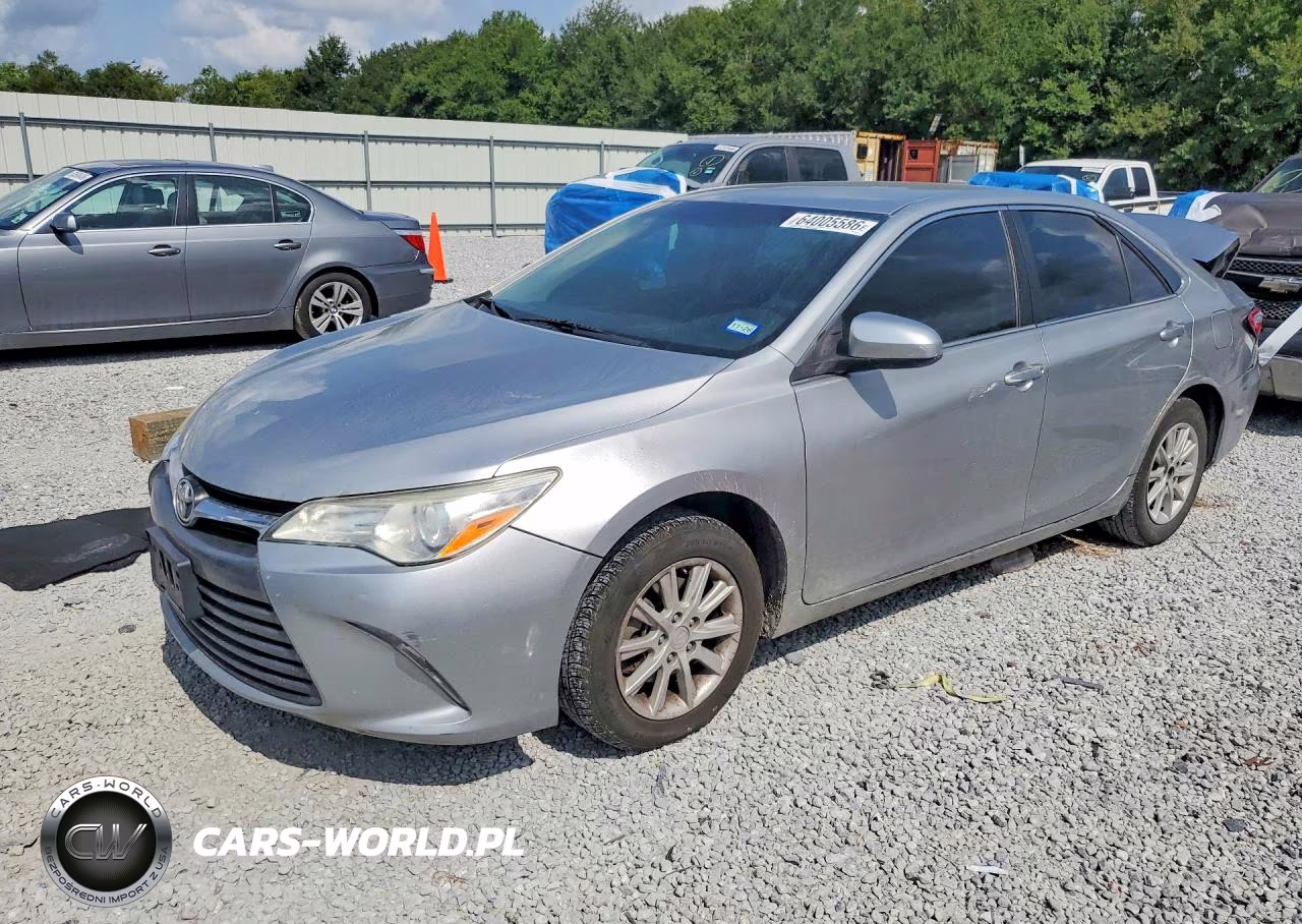 2016 Toyota Camry Le VIN:4T4BF1FK9GR584473 - 1