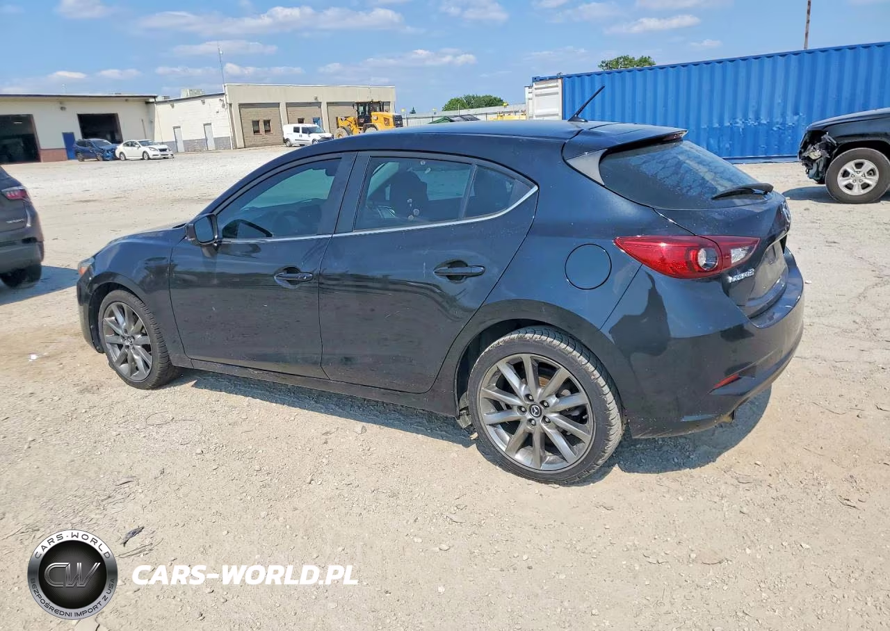 2018 Mazda 3 Touring VIN:3MZBN1L37JM233925 - 2