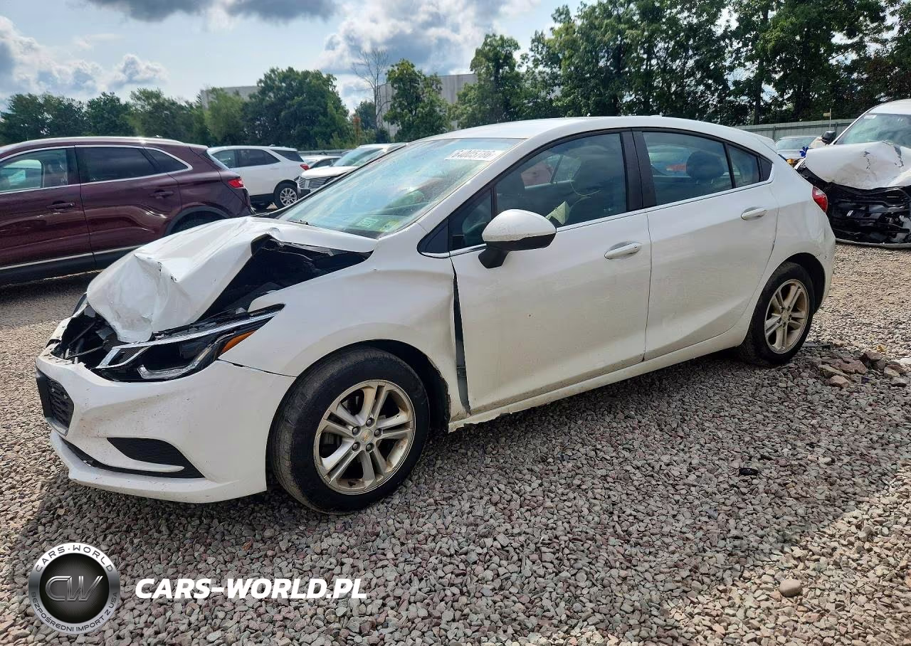 2018 Chevrolet Cruze Lt – zdjęcie 1 z 12