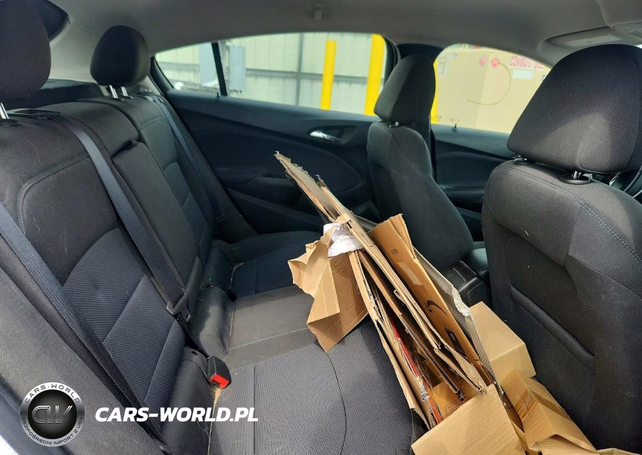2018 Chevrolet Cruze Lt VIN:3G1BE6SM2JS617268 - 10