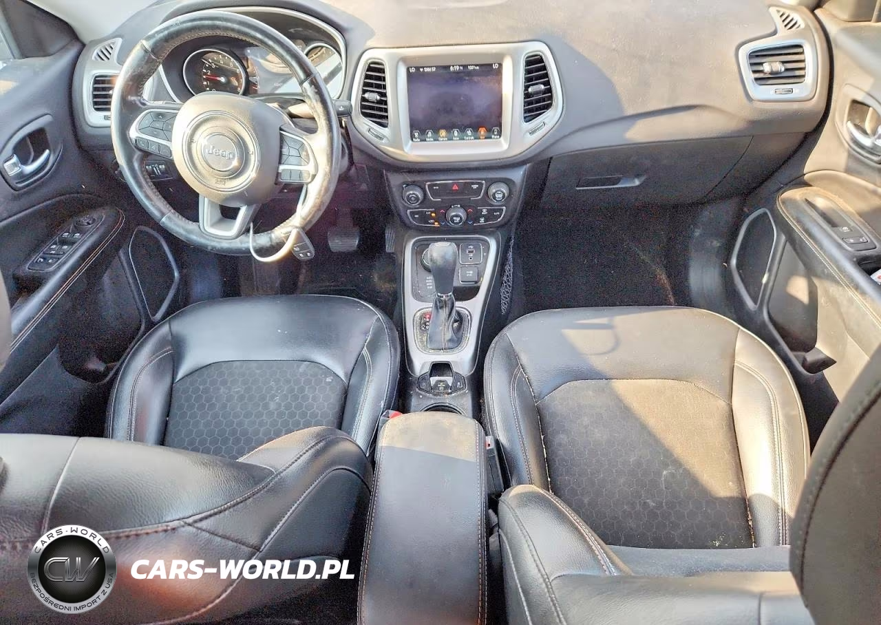 2018 Jeep Compass Latitude VIN:3C4NJDBB5JT174983 - 8