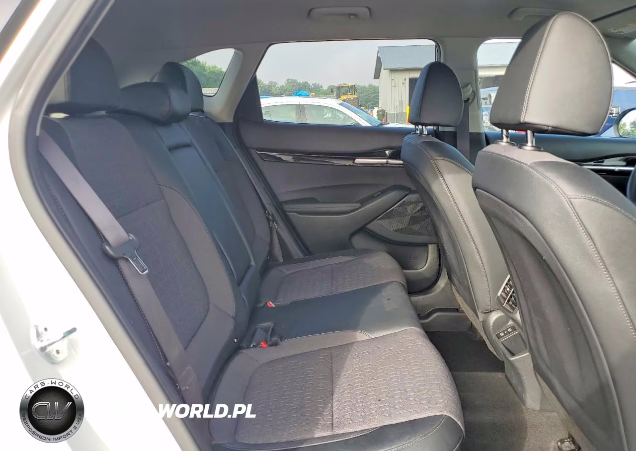 2024 Kia Seltos S VIN:KNDEUCAA0R7585248 - 11
