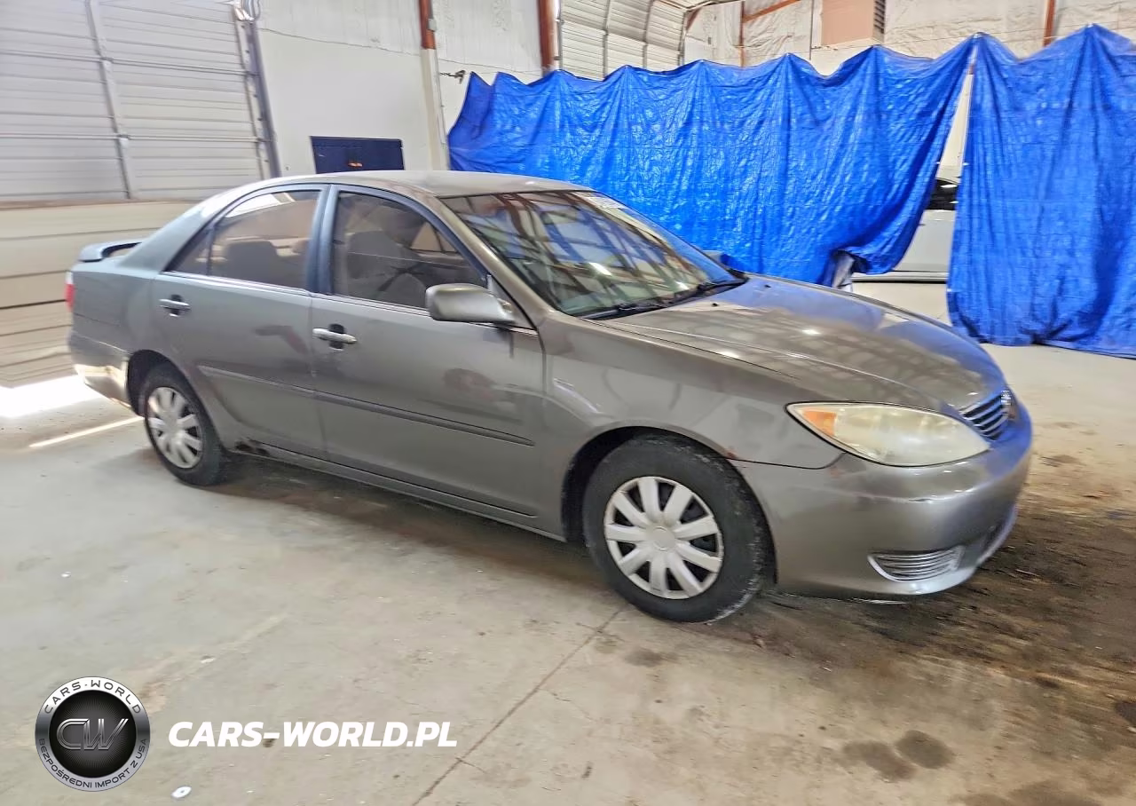 2005 Toyota Camry Le VIN:4T1BE32K95U609108 - 4