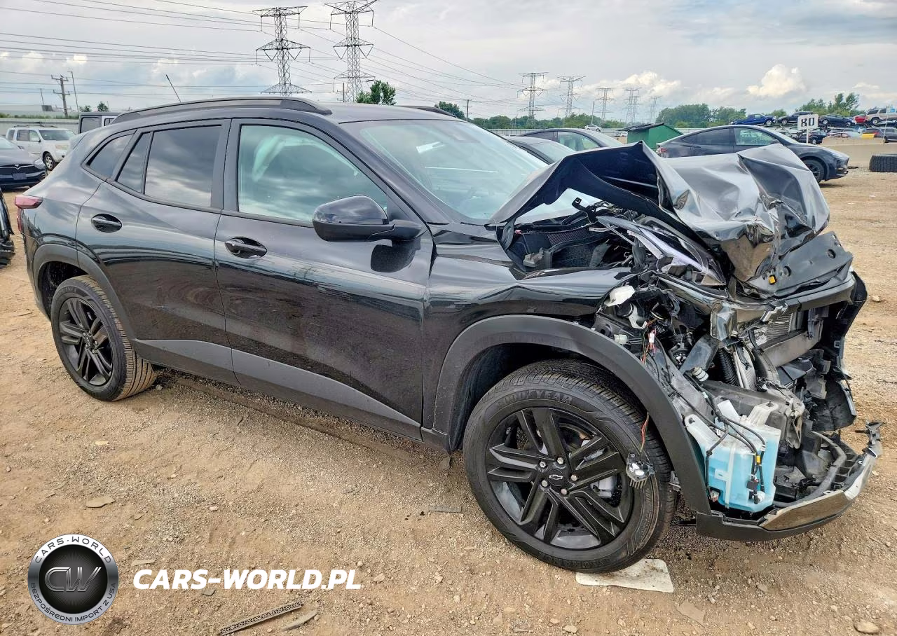 2025 Chevrolet Trax Activ VIN:KL77LKEP7SC135949 - 4