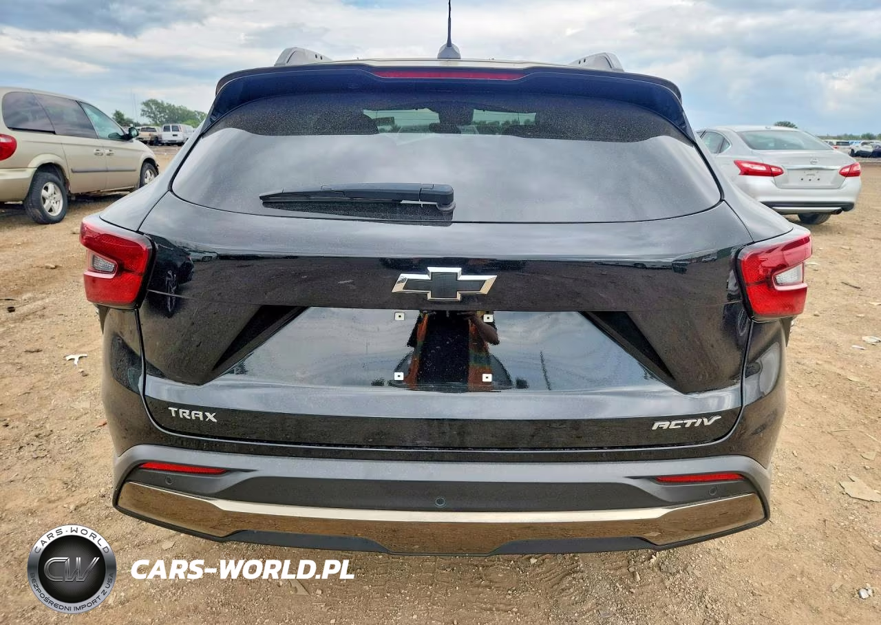2025 Chevrolet Trax Activ VIN:KL77LKEP7SC135949 - 6