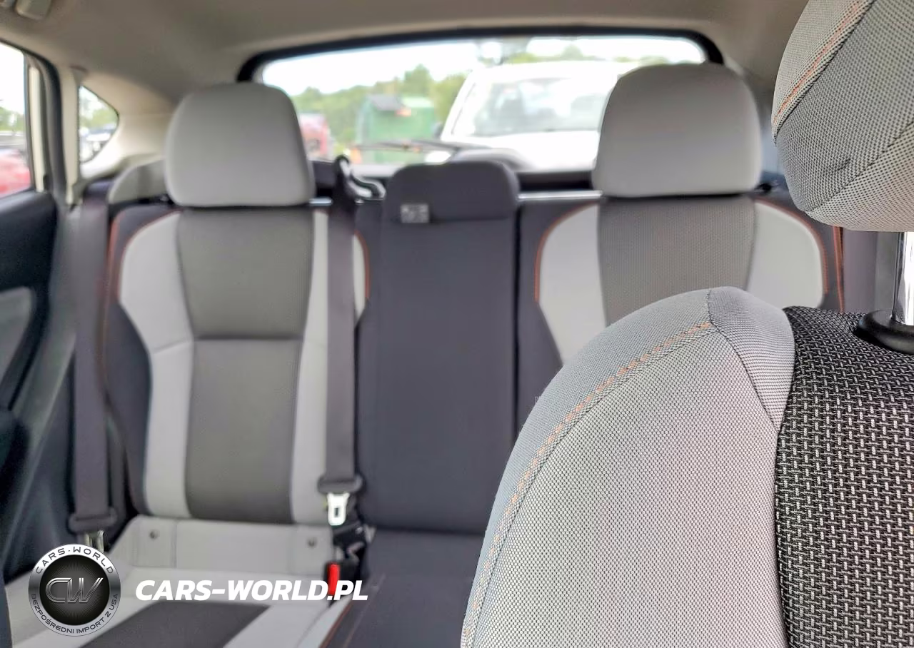 2023 Subaru Crosstrek Premium VIN:JF2GTAEC8P8331095 - 10
