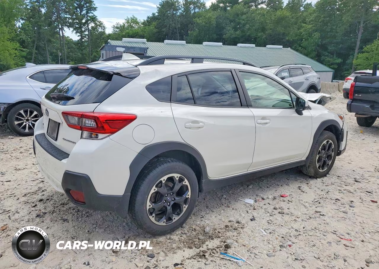 2023 Subaru Crosstrek Premium VIN:JF2GTAEC8P8331095 - 3