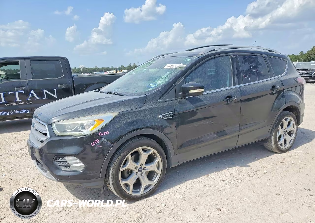2017 Ford Escape Titanium – zdjęcie 1 z 13