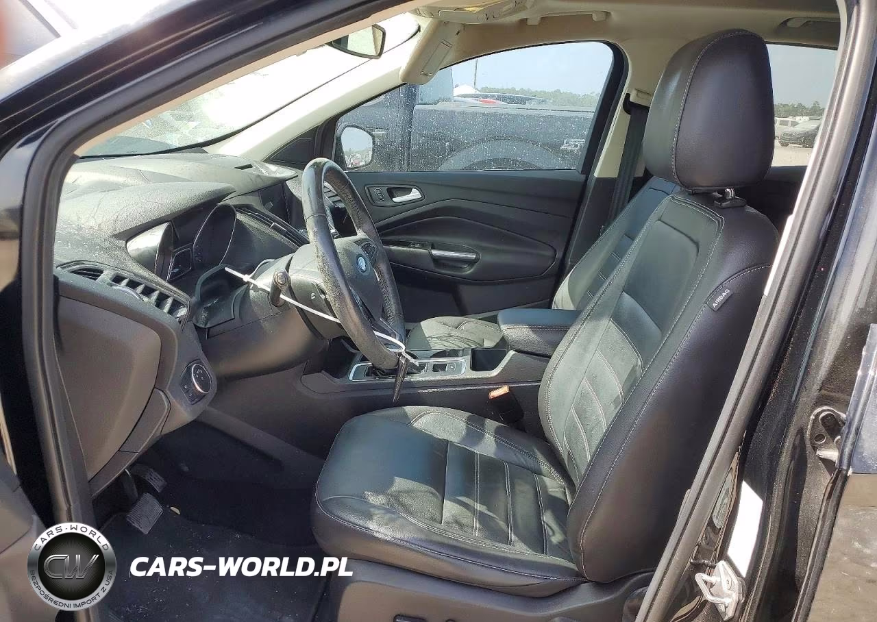 2017 Ford Escape Titanium VIN:1FMCU0J99HUA60857 - 7