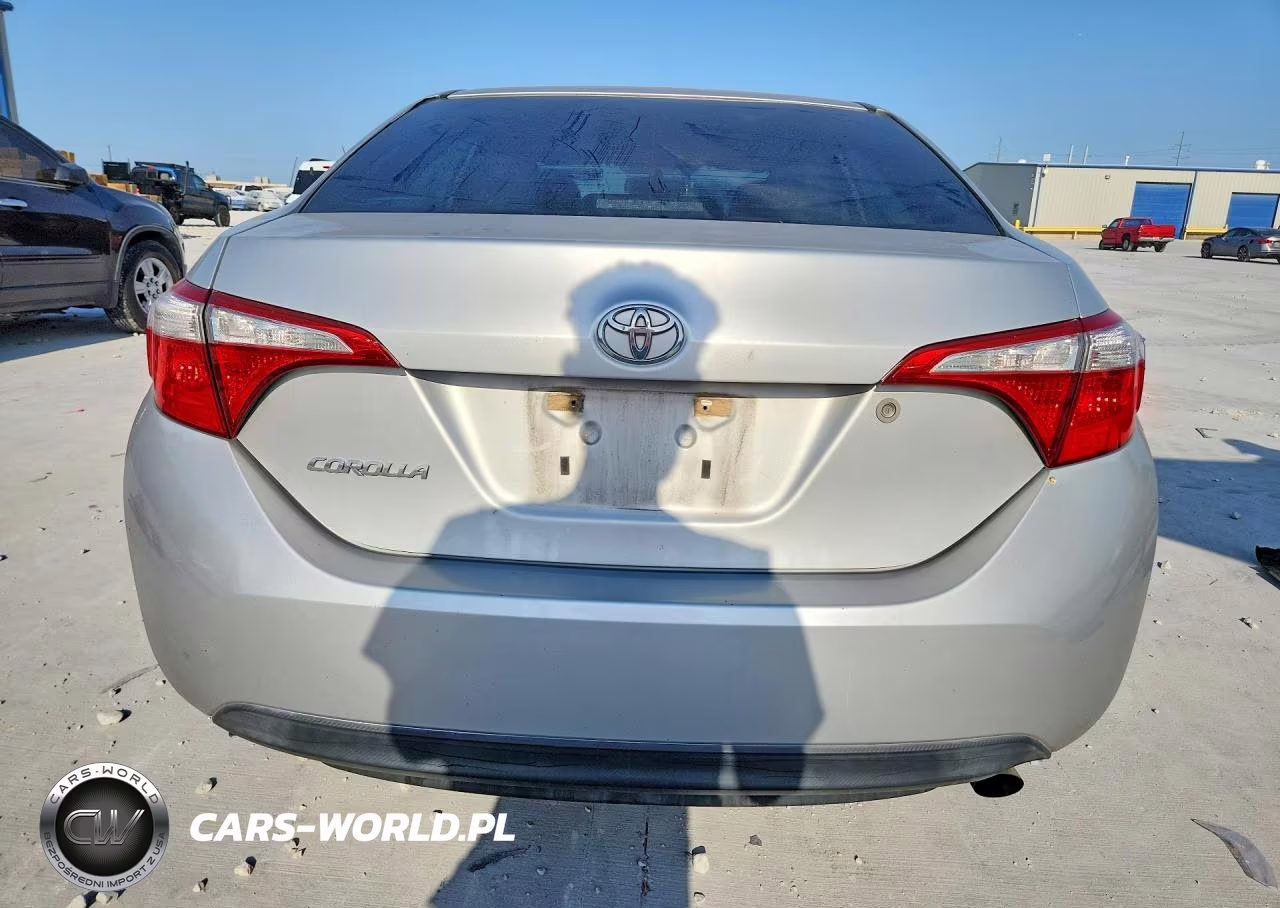 2015 Toyota Corolla L VIN:5YFBURHE6FP195909 - 6