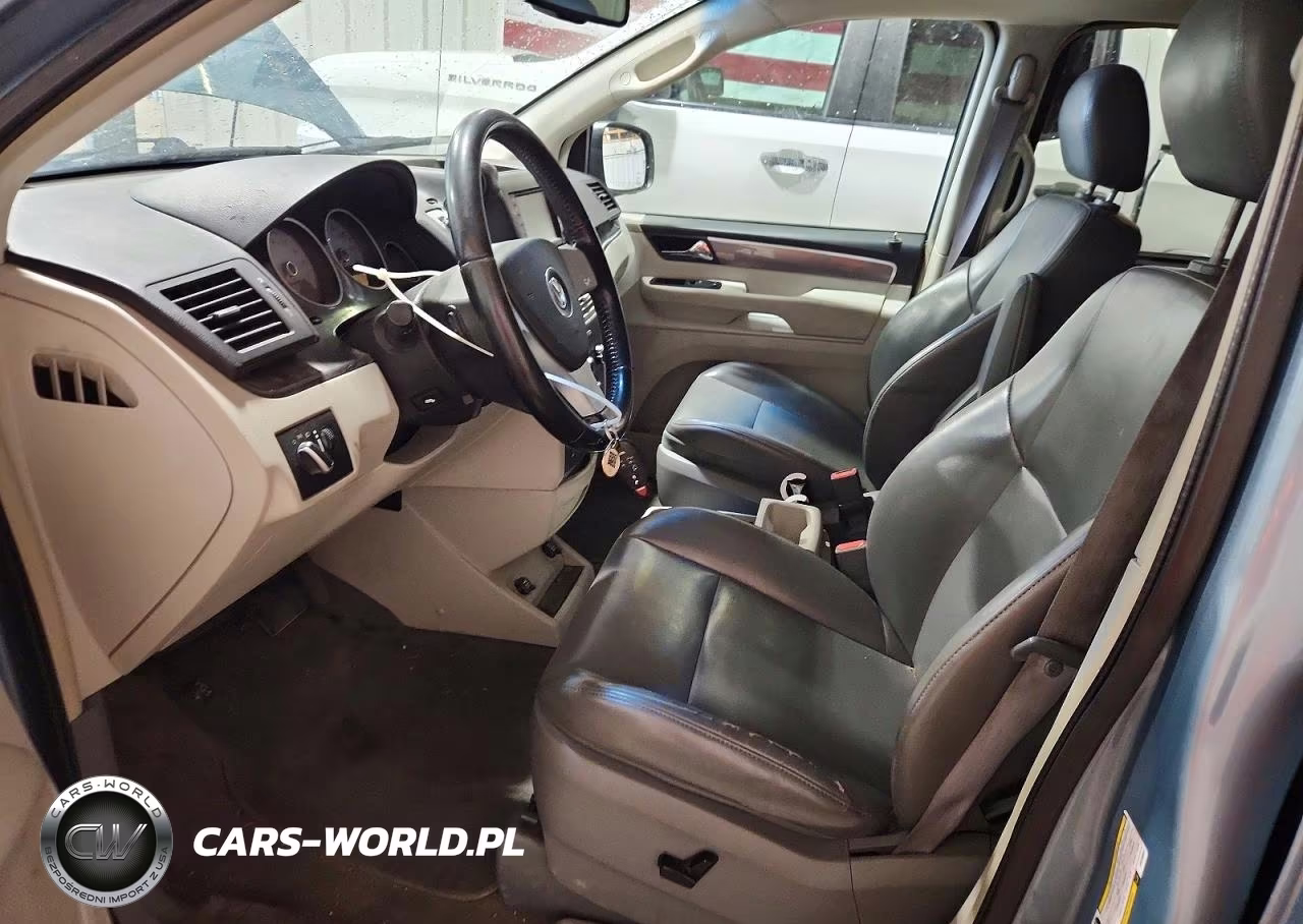 2010 Volkswagen Routan Se VIN:2V4RW3D18AR236967 - 7