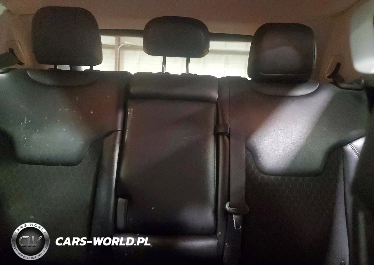 2021 Jeep Compass Latitude VIN:3C4NJDBB4MT568804 - 10