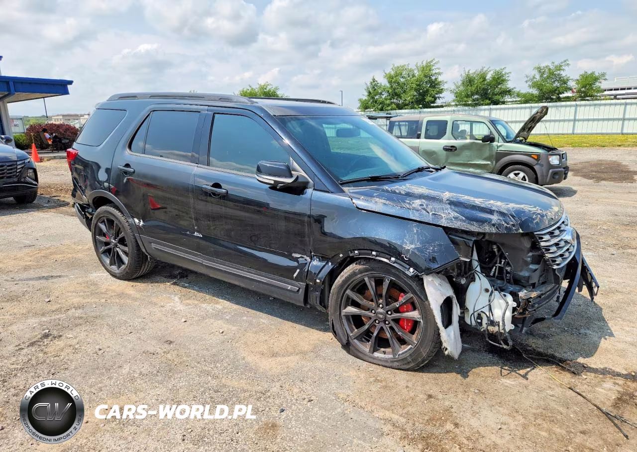 2017 Ford Explorer Xlt VIN:1FM5K8D83HGC41628 - 4