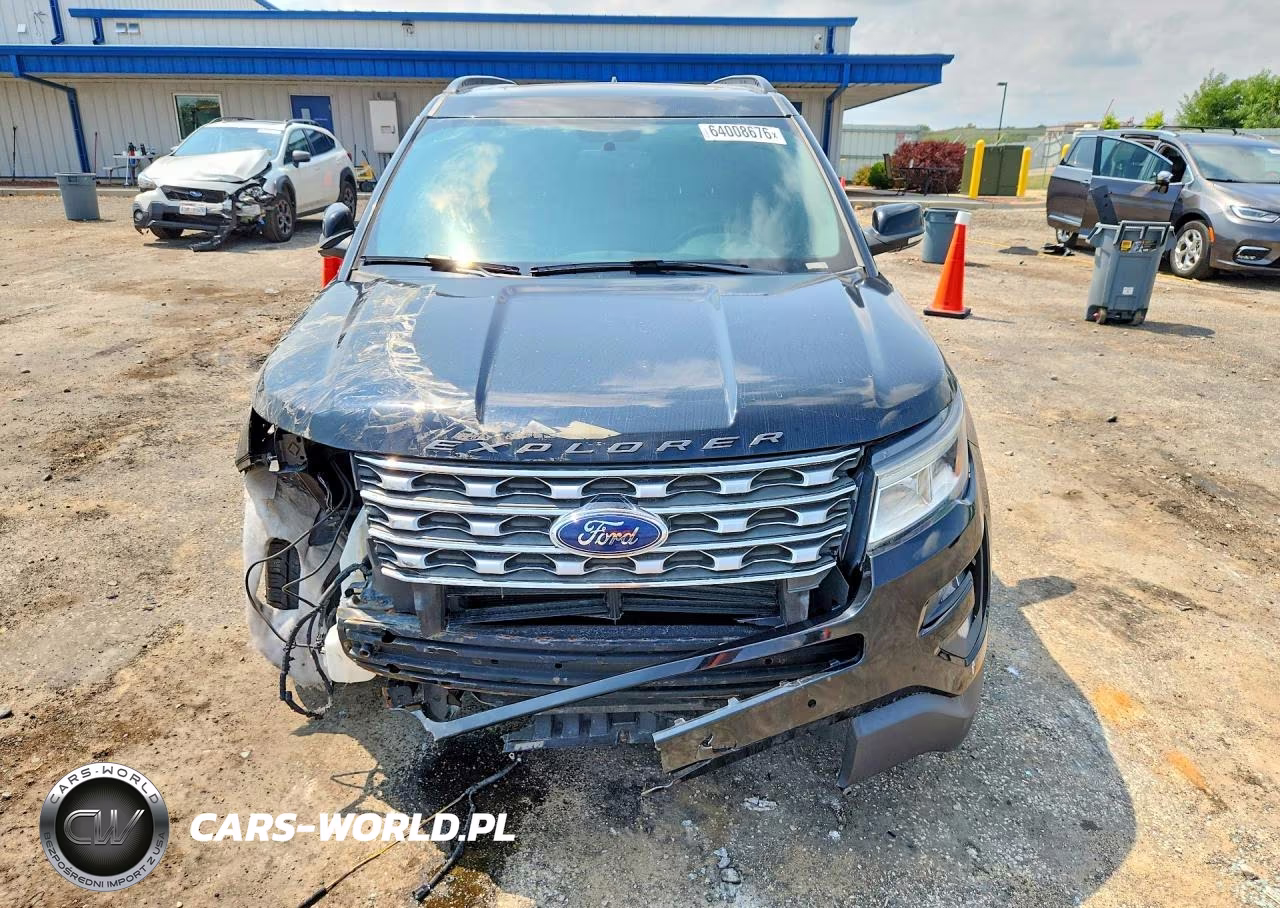 2017 Ford Explorer Xlt VIN:1FM5K8D83HGC41628 - 5