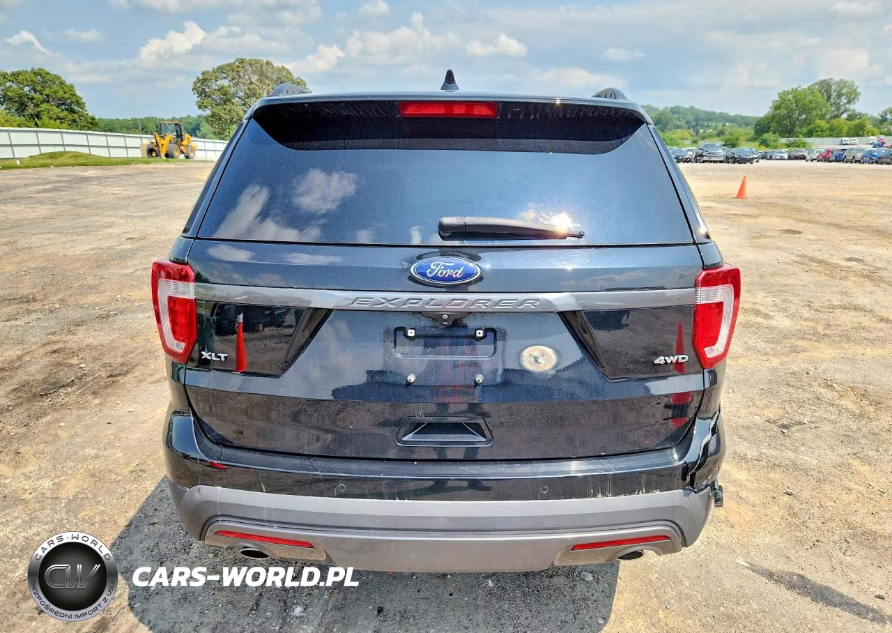 2017 Ford Explorer Xlt VIN:1FM5K8D83HGC41628 - 6