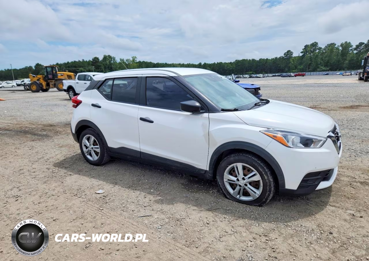 2020 Nissan Kicks S VIN:3N1CP5BV2LL481037 - 4
