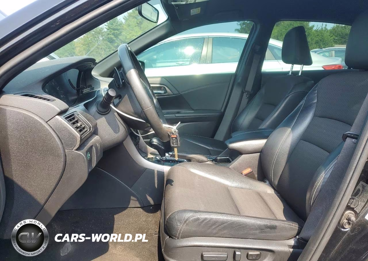 2017 Honda Accord Sport VIN:1HGCR2F5XHA230508 - 7