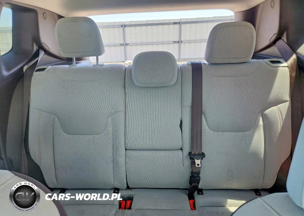 2017 Jeep Renegade Latitude VIN:ZACCJBBB7HPE44499 - 10