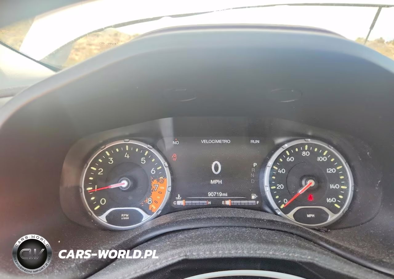 2017 Jeep Renegade Latitude VIN:ZACCJBBB7HPE44499 - 9