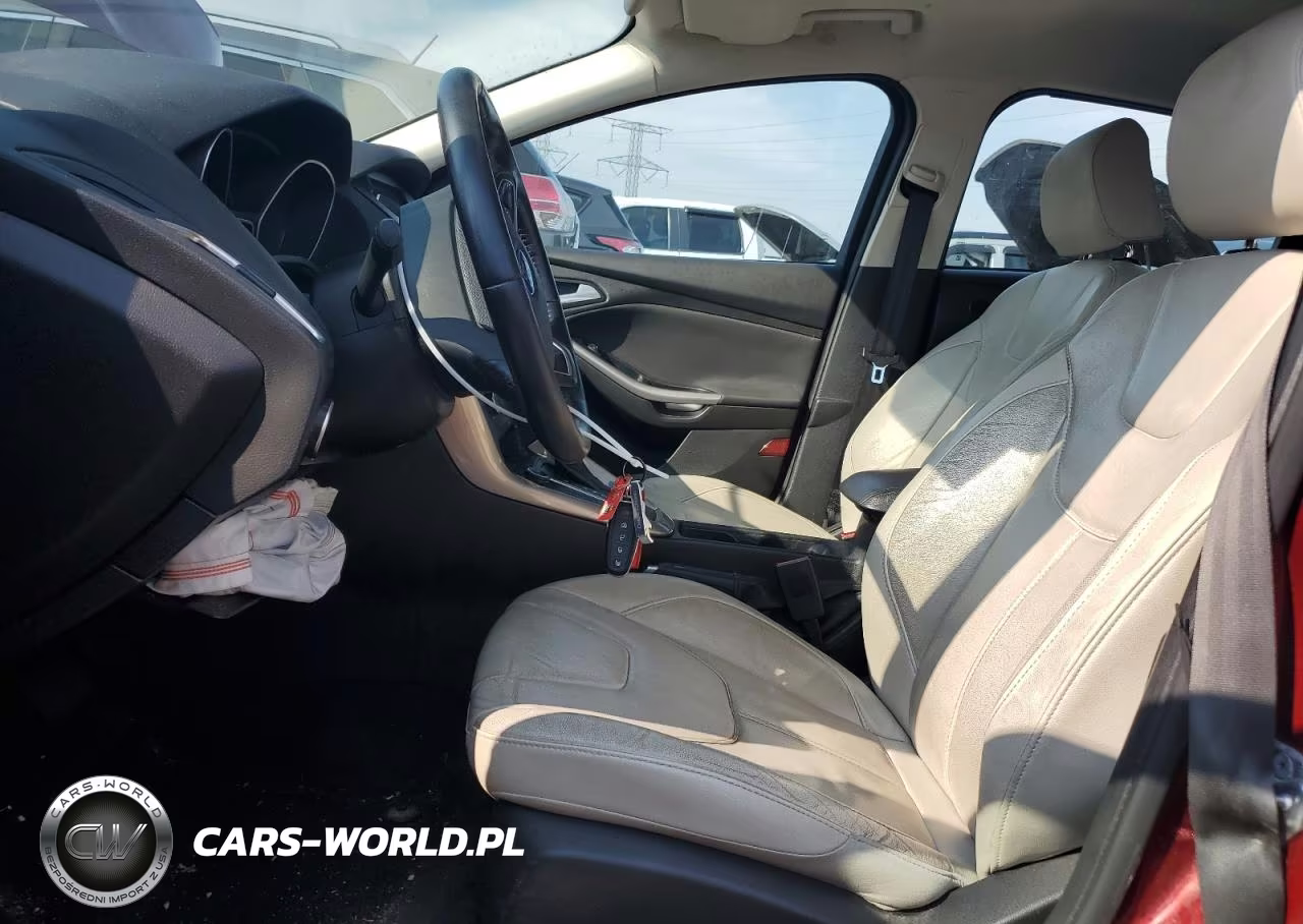 2016 Ford Focus Titanium VIN:1FADP3N29GL235469 - 7