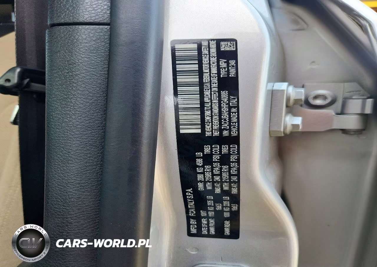 2017 Jeep Renegade Sport VIN:ZACCJBAH9HPG40885 - 14