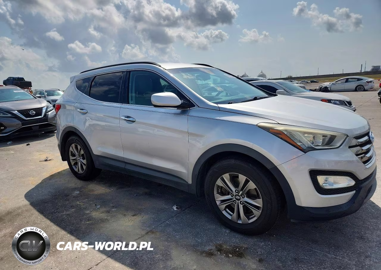 2016 Hyundai Santa Fe Sport 2.4L VIN:5XYZU3LB5GG364025 - 4