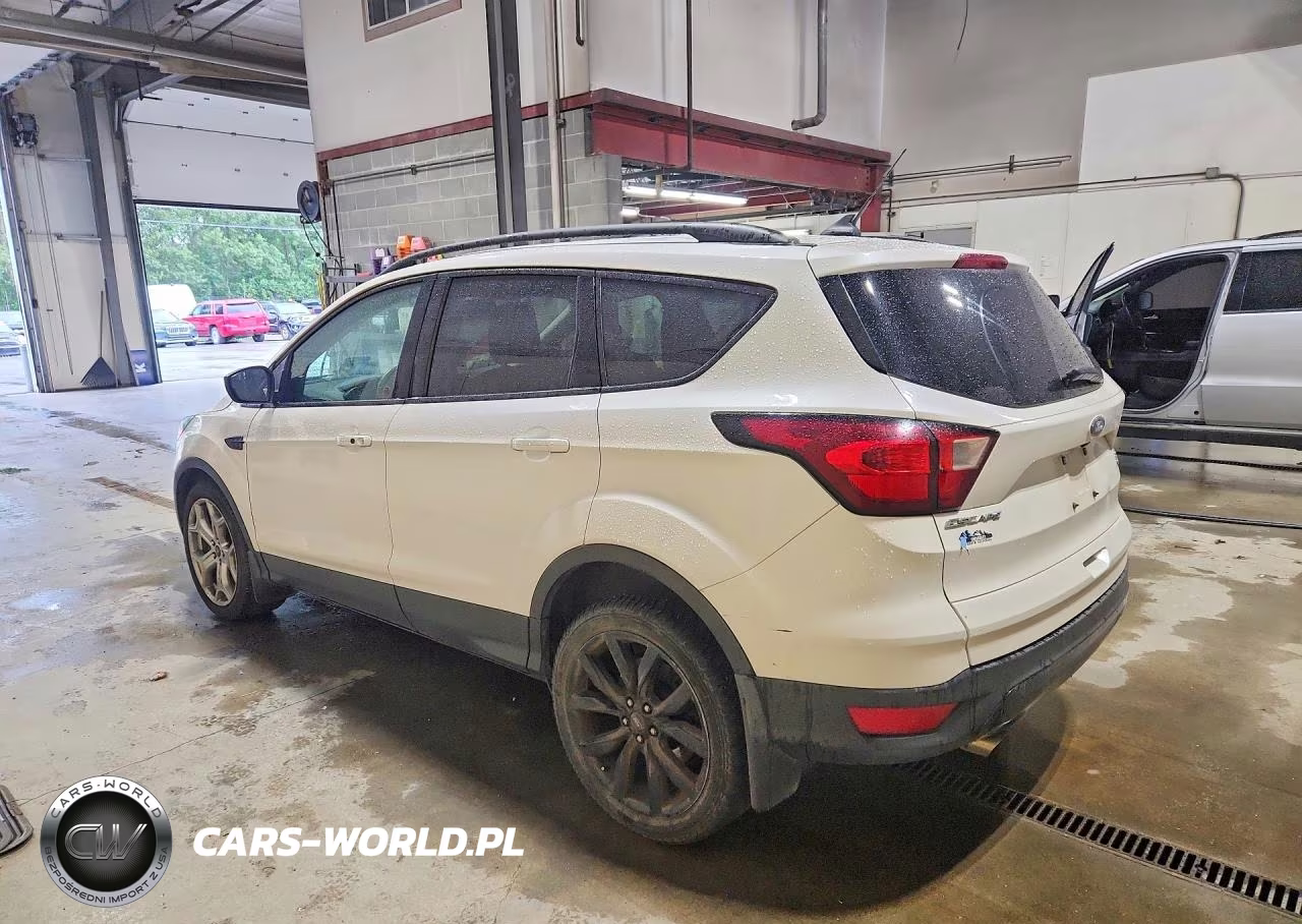2019 Ford Escape Se VIN:1FMCU9GDXKUB15291 - 2