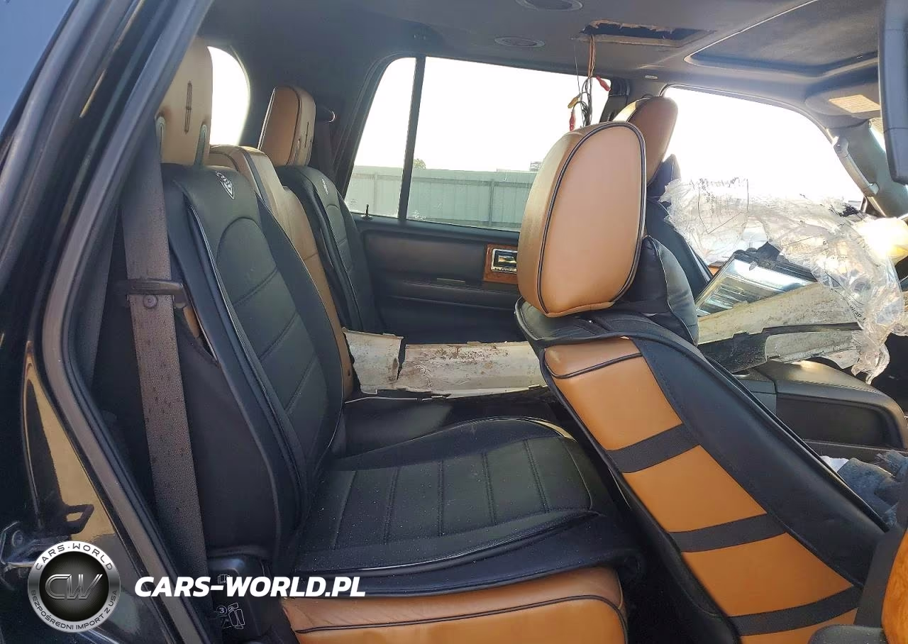 2011 Lincoln Navigator VIN:5LMJJ2J50BEJ01965 - 11