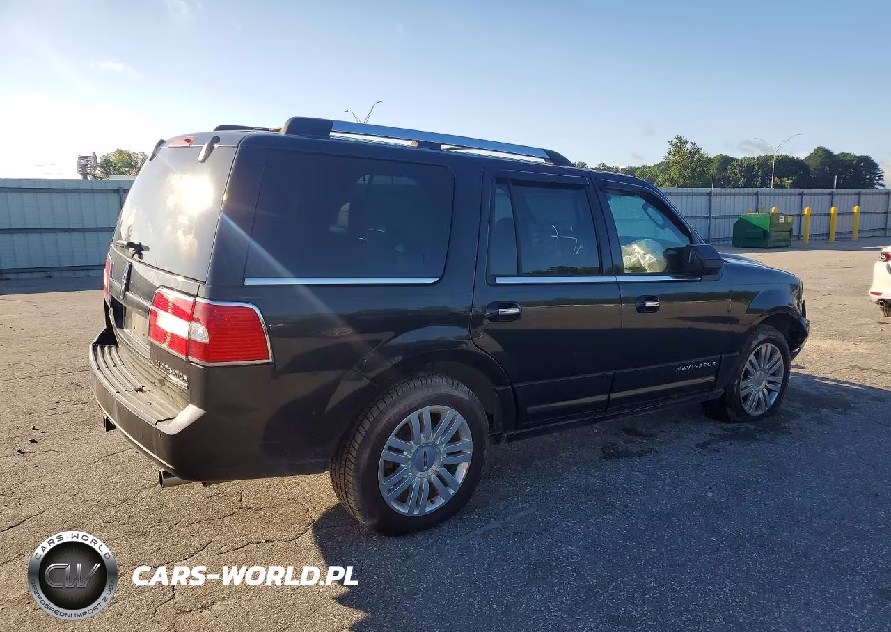 2011 Lincoln Navigator VIN:5LMJJ2J50BEJ01965 - 3