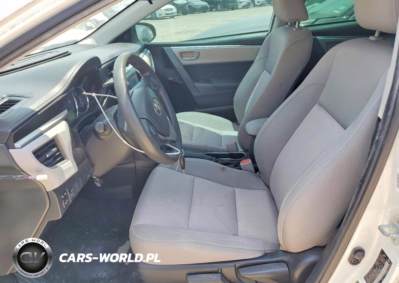 2015 Toyota Corolla Le VIN:2T1BURHE1FC332352 - 10