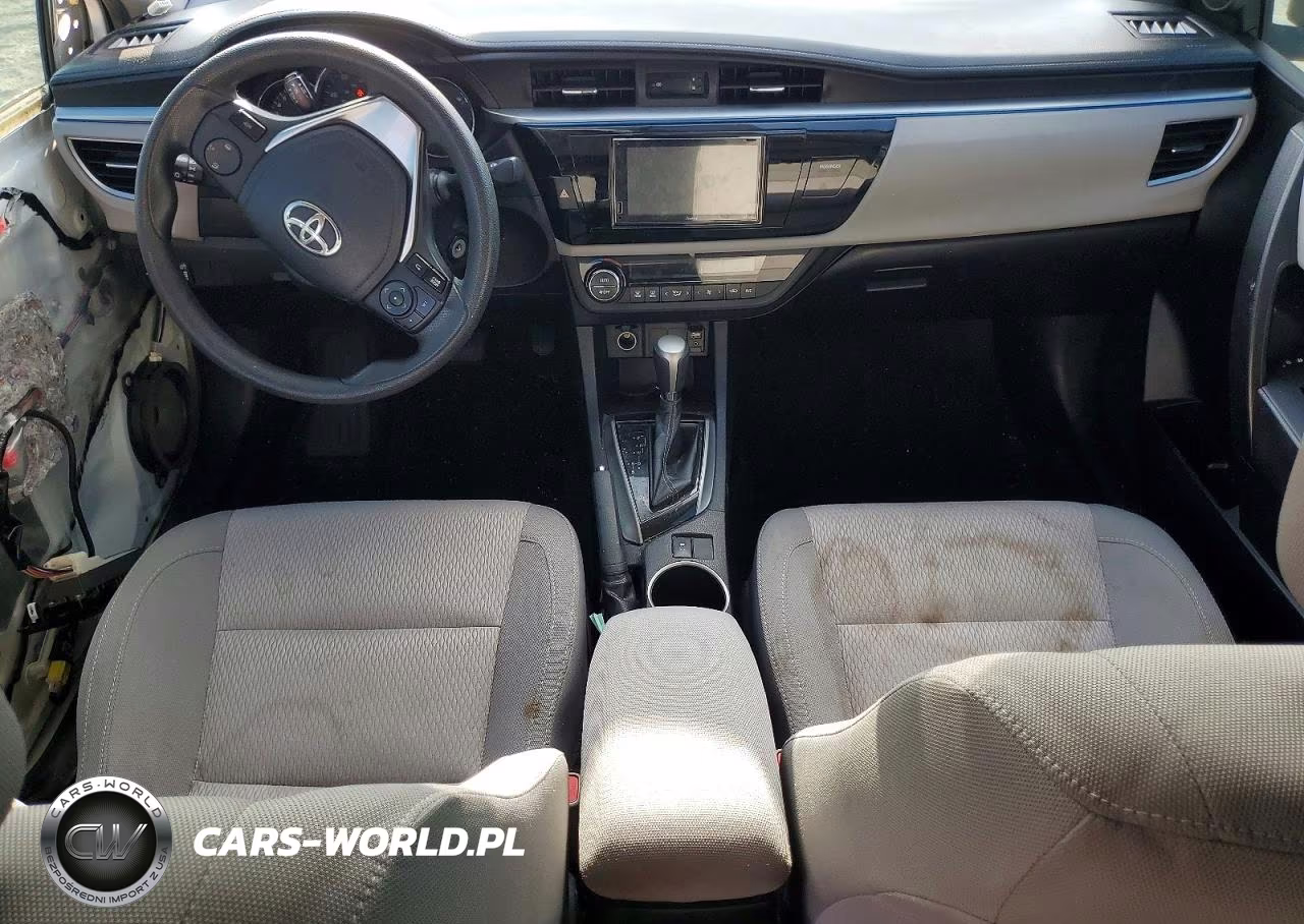 2015 Toyota Corolla Le VIN:2T1BURHE1FC332352 - 11
