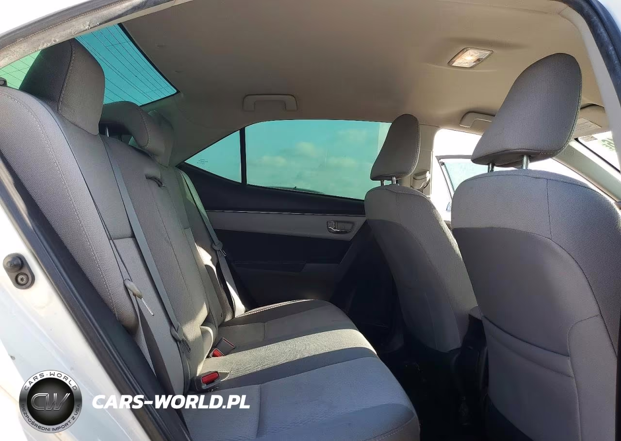 2015 Toyota Corolla Le VIN:2T1BURHE1FC332352 - 13