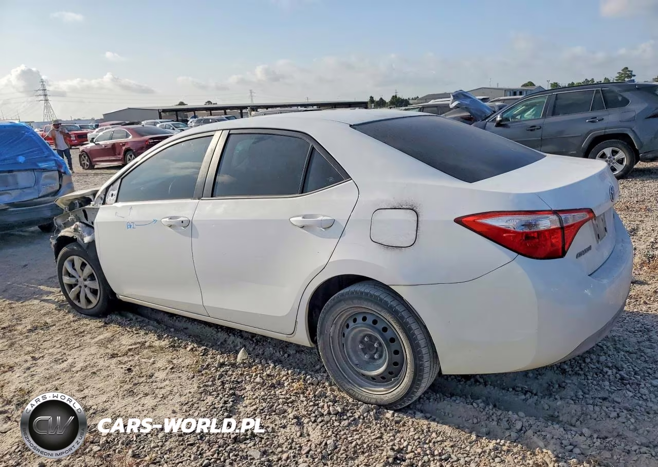 2015 Toyota Corolla Le VIN:2T1BURHE1FC332352 - 2