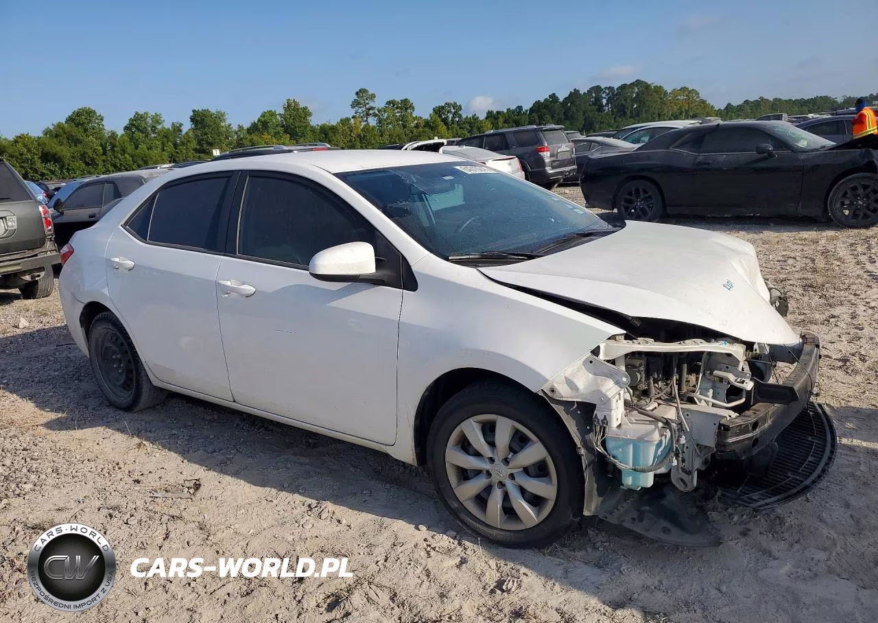 2015 Toyota Corolla Le VIN:2T1BURHE1FC332352 - 5
