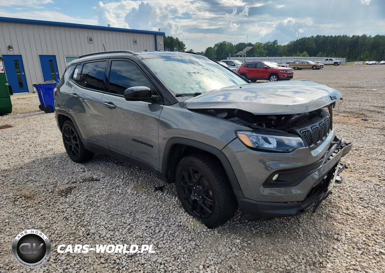 2023 Jeep Compass Latitude VIN:3C4NJDBN9PT521542 - 4